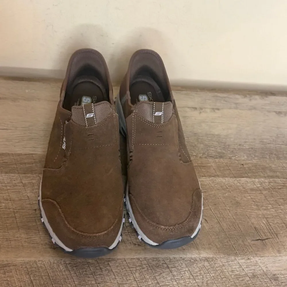 Size 9.5 Wide fit Skechers Women's Hillcrest Slip-Ins trail shoes